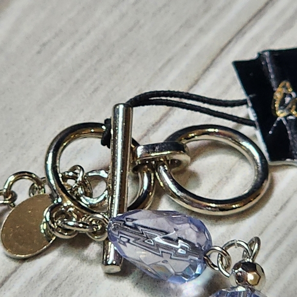 Cookie Lee Elegant Silver and Blue Bead Bracelet #25574 NWT - Picture 4 of 12